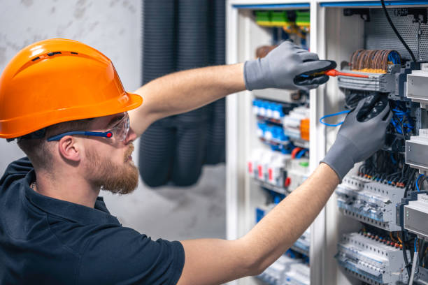 Best Local Electrician Companies  in Morningside, MD